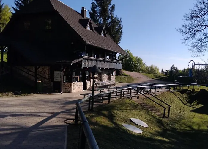 Planinska Koca Na Kopitniku *